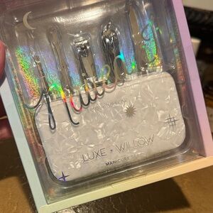 Free with purchase - Luxe + Willow Manicure Set